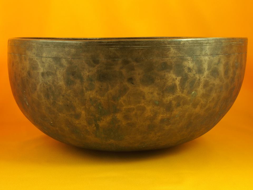 Antique Jambati Singing Bowl with deep tone and black hammermark patina