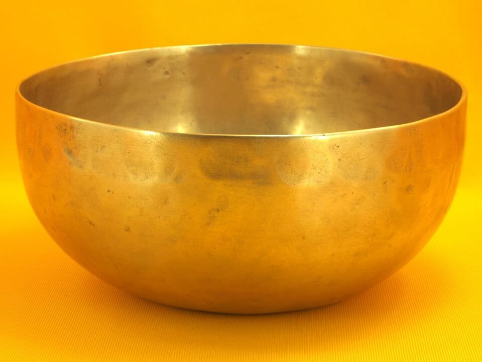 Small Antique Jambati Singing Bowl with spectacular woo-woo sound