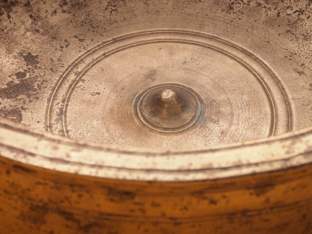 Sharp Looking Antique Thadobati Lingam Singing Bowl