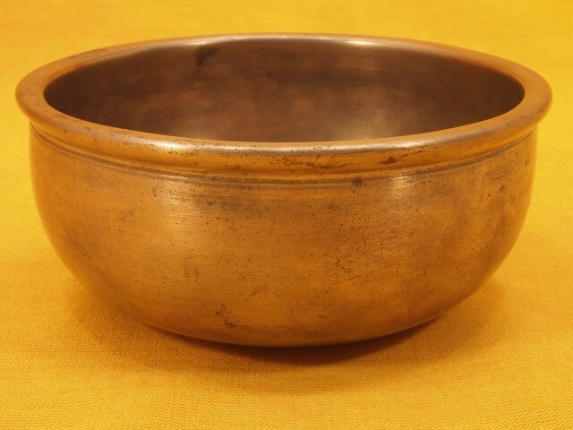 Antique Unique Singing Bowl with penetrating tone and singing overtone