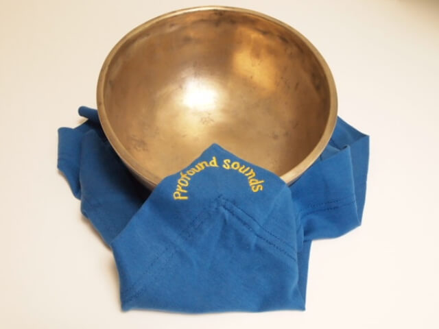 22" Royal Blue Rib Cover Cloth for large singing bowls