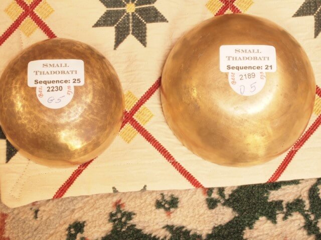 25 Piece Sequential Antique Thadobati Singing bowl Set