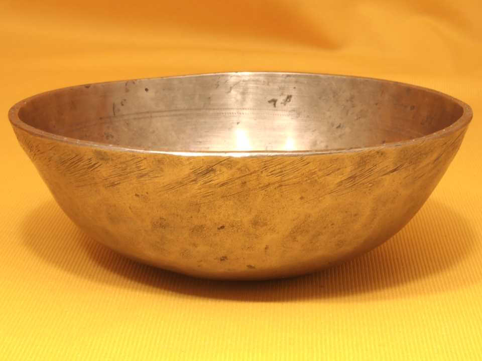 Tiny Thick Antique Manipuri Singing Bowl with an energizing soundscape #9938