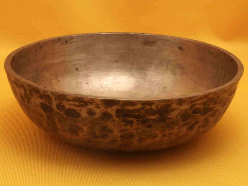 Thick Rajasthani Antique Manipuri Singing Bowl with excellent harmonics #80308