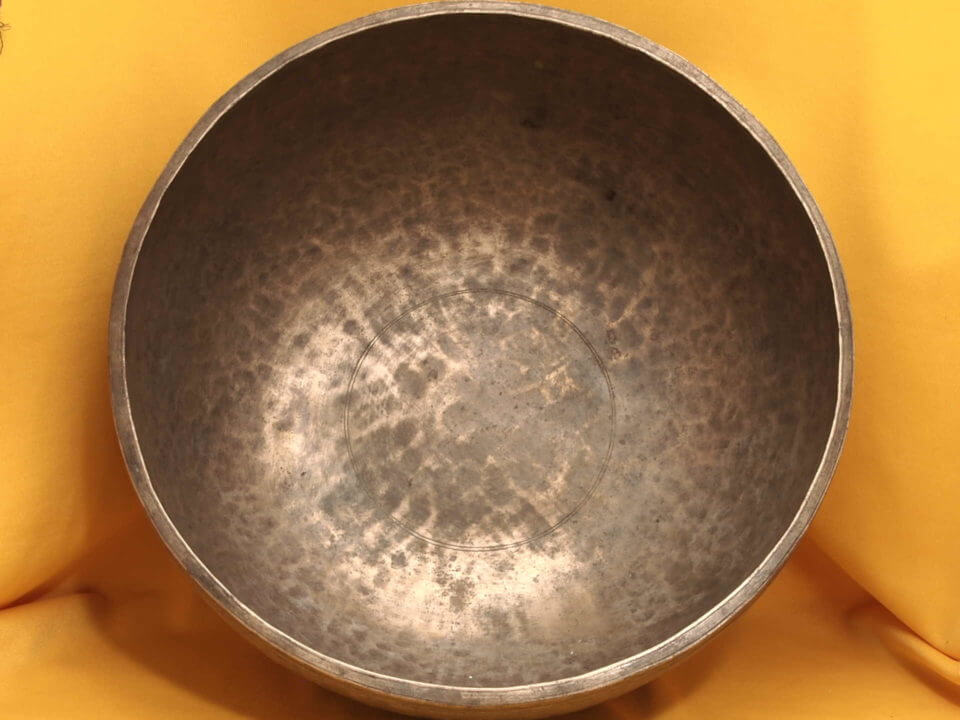 Very Large Thick Adorned Exceptional  Antique Jambati Singing Bowl with  almost 10 Lbs. Deep bass #1999