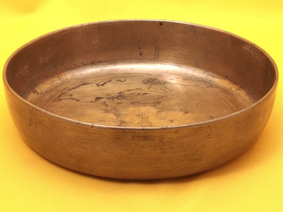 Large Adorned Antique Singing Bowl sounds like an old ship's bell #77030