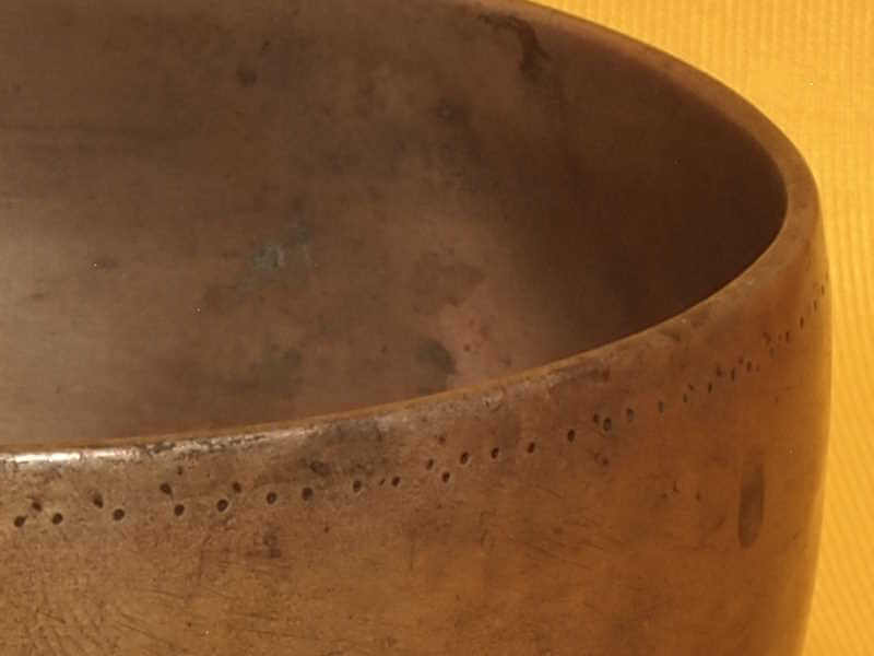 Tiny Antique Thadobati Singing Bowl with complex premium harmony tones #20248