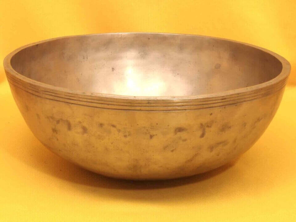 XL X-Thick Antique Manipuri Singing Bowl with exceptional longevity #80326